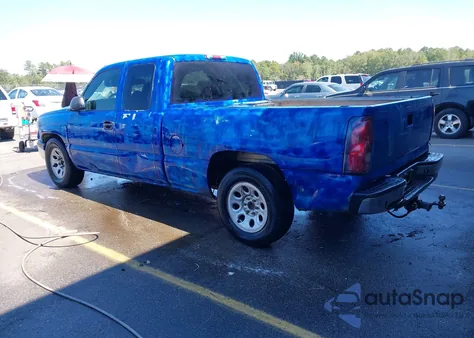 2007 Chevrolet Silverado 1500 Classic Work Truck z USA, uszkodzony, nr VIN 1GCEC19V77Z142997